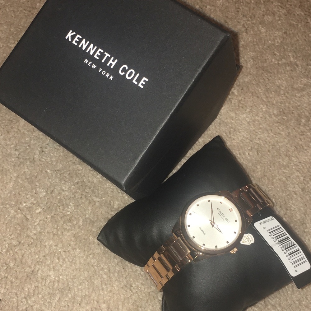 Kenneth Cole watch - Picture 4 of 7